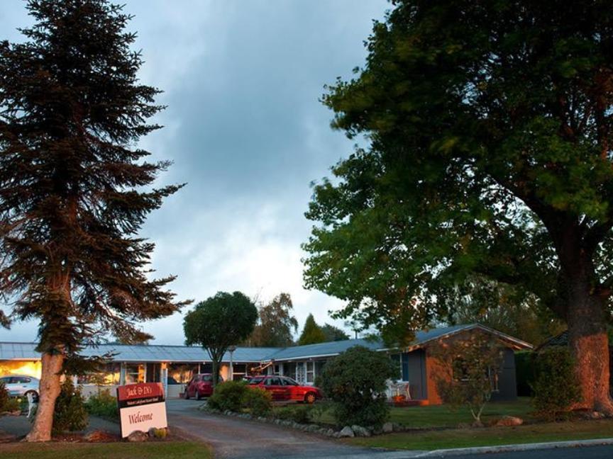 Jack & Di'S Lakefront Motel Rotorua Exteriör bild