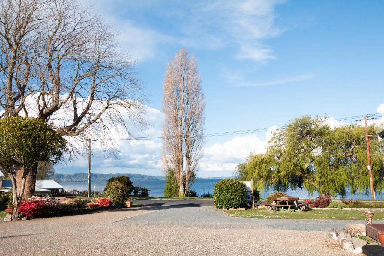 Jack & Di'S Lakefront Motel Rotorua Exteriör bild